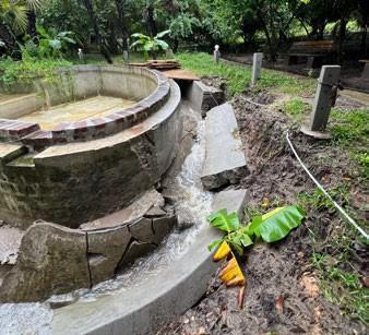 Muro destruído pela chuva