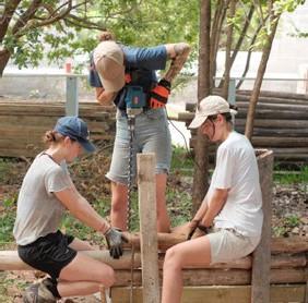 Reconstrução da escola