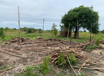 Casa vizinha destruída pelas chuvas