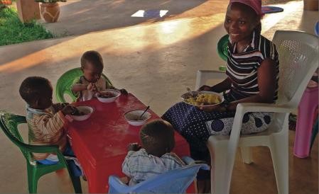 Comida con las mamás